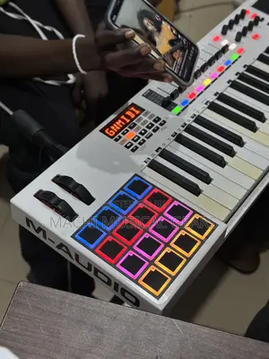 Alesis VI61 MIDI Controller
