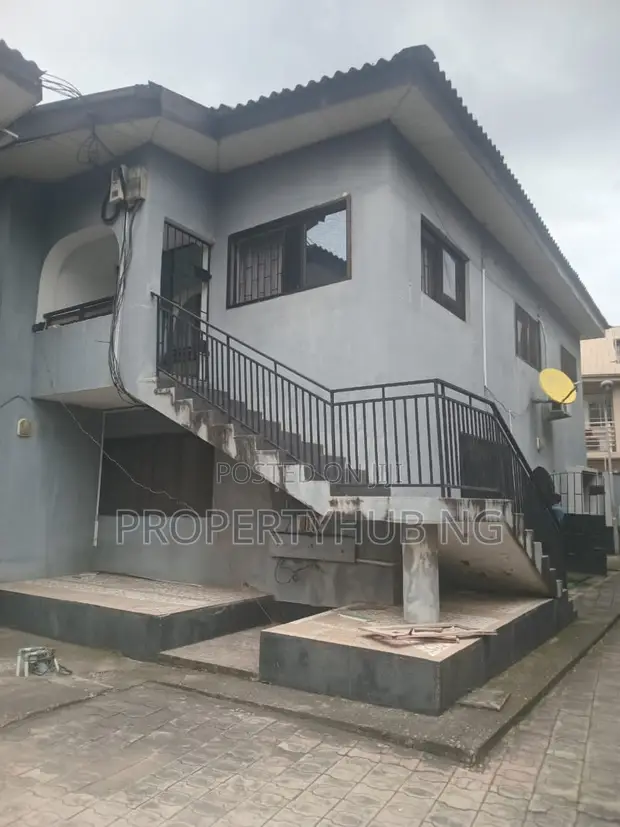 3 Bedroom Apartment don haya a Diamond Estate, GRA Phase 2 Shangisha - 1
