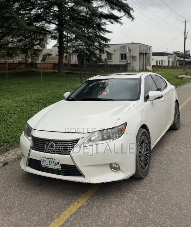 Lexus ES 350 2013 White - 1