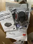 3M 6200 Half Facepiece Respirator Mask (Medium) - 3