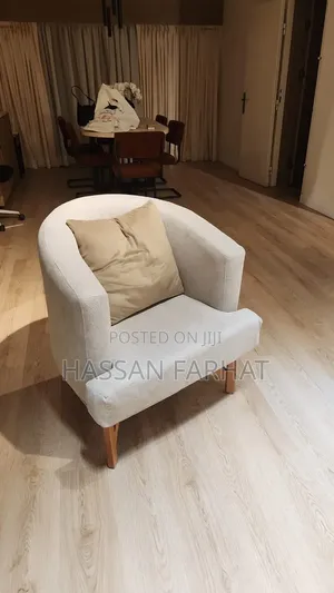 Kujerar hannu ta falo - Greige Fabric