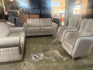 Z Gallerie Fararen Kur'siyan Waje (Saitin 4)