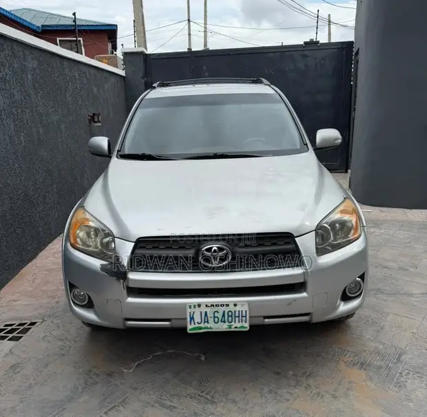 Toyota RAV4 2.5 Sport 2010 Silver - 1