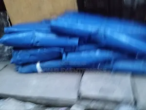 Babban Tarpaulin Mai Ƙarfi 50ft x 30ft