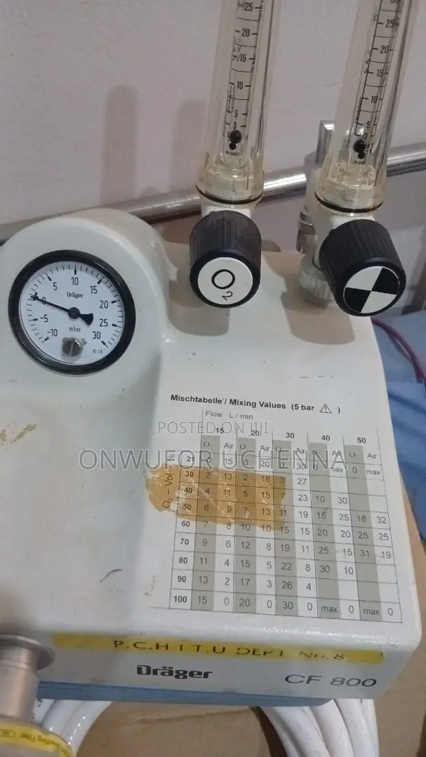 Dräger CF 800 Ventilator - 1