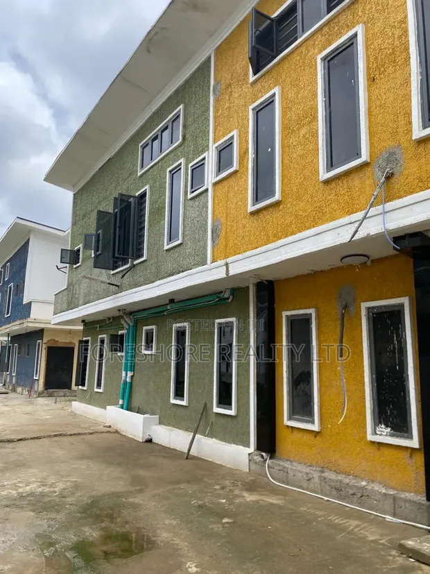 4 Bedroom Semi-Detached Duplex a Opebi, Ikeja - 1