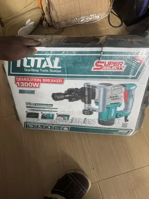 Total 1300W Demolition Breaker/Jack Hammer