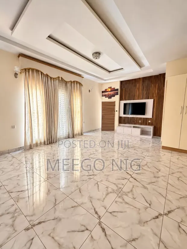 1 Bedroom Master En-suite Apartment a Cikin Gidan Raba Gida a Thomas Estate, Lekki - 1
