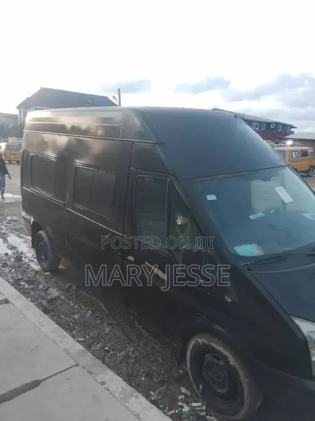 Ford Transit 2008 Black - 1