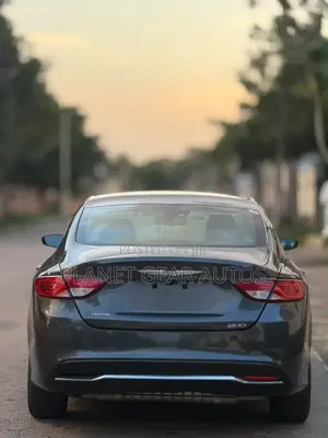 Chrysler 200 2016 Grey