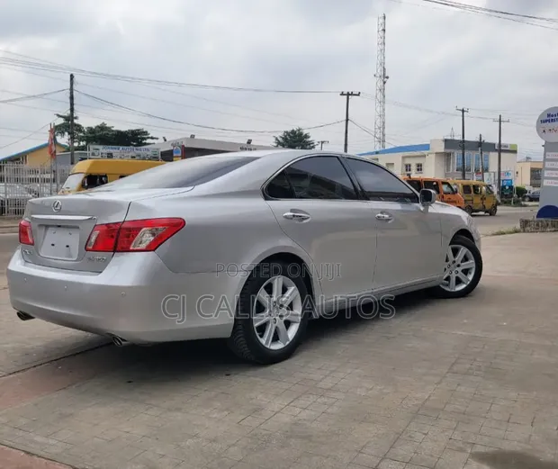 Lexus ES 350 2009 Silver - 1