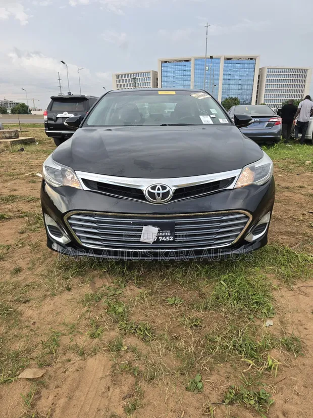 Toyota Avalon 2014 Black - 1