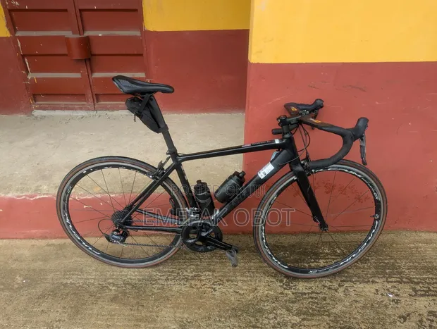 Giant Road Bike Cycle (Na Amfani) - 1