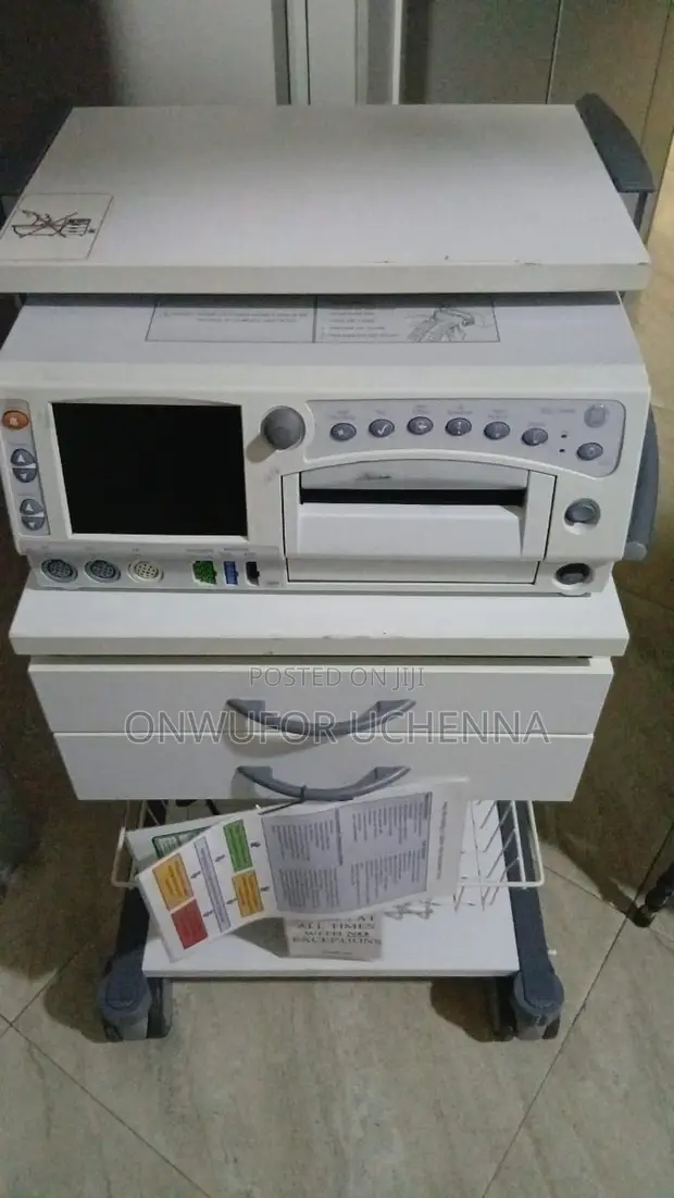 GE Corometrics 250cx Series Maternal/Fetal Monitor - 1