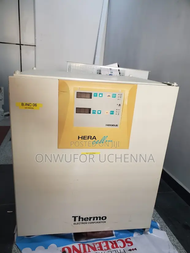 Heraeus HERAcell 240 CO2 Incubator - 1
