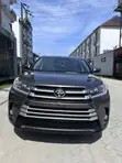 Toyota Highlander XLE 4x4 V6 SUV 2017 - 1