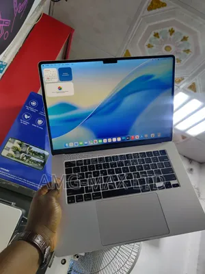 Apple MacBook Air 2025 M4 32GB RAM 1TB SSD 15-inch (UK Amfani)