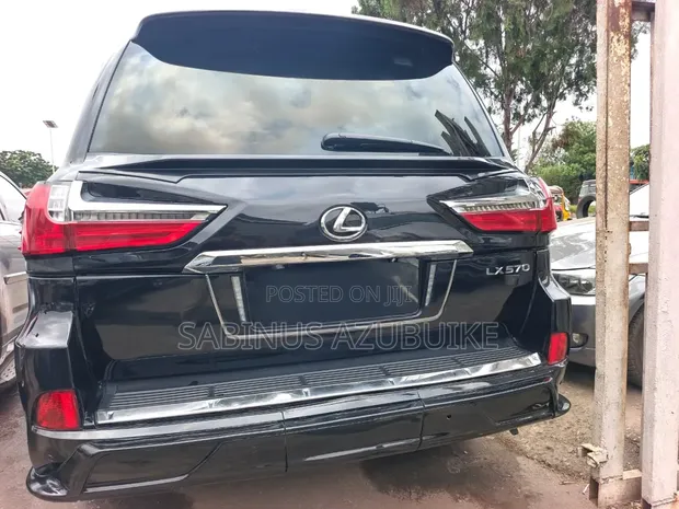 Lexus LX 570 AWD 2014 (An Gyara Zuwa 2019) - 1