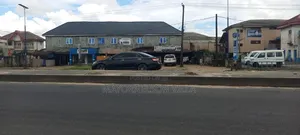 Ginin Sama A Kan Filaye Biyu Don Siyarwa, Titin Gabas-Yamma, Port Harcourt