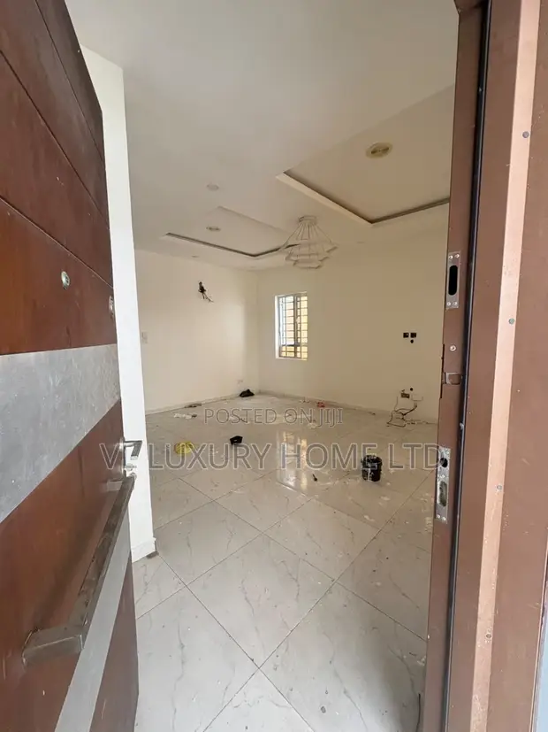 4 Bedroom Duplex don haya a Royal Pine Estate, Lekki Phase 2 - 1