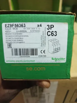 Schneider Electric 3-Pole MCB Breaker Easy9