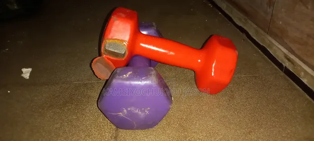 2 x 5kg Dumbbells (Total 10kg) - 1