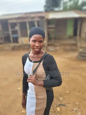 Housekeeper CV / Hotel Job Seeker