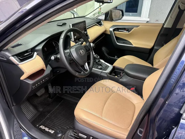 2020 Toyota RAV4 Limited AWD Blue - 1