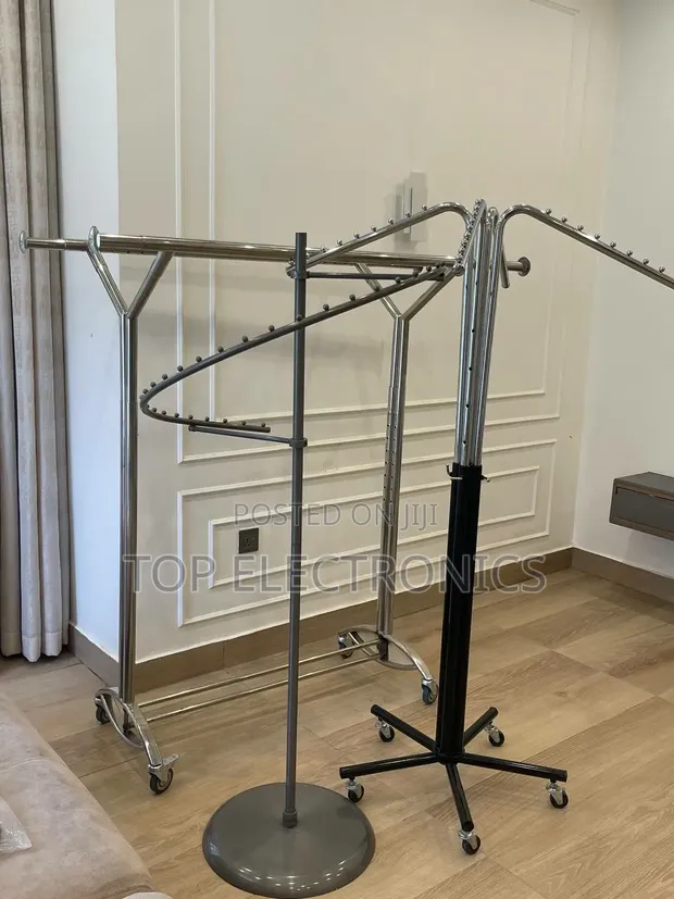 High Quality Clothing Racks with Tyres and Adjustable Height - 1