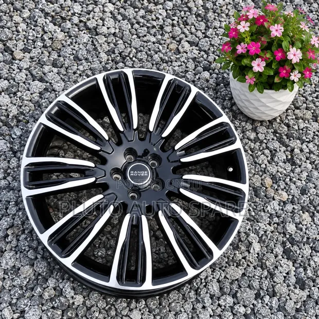 22-inch Range Rover Vogue Alloy Rims (Brand New) - 1