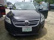 Volkswagen Tiguan 2011 Black - 2