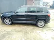 Volkswagen Tiguan 2011 Black - 5