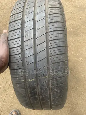 Bridgestone 205/65R16C Used Tyre