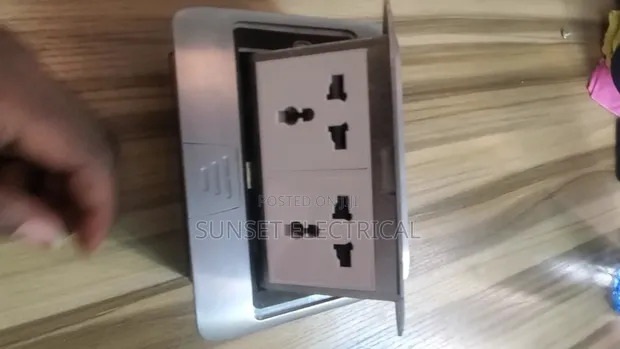 Underground Pop-Up Multi Socket (UK Brand) - 1
