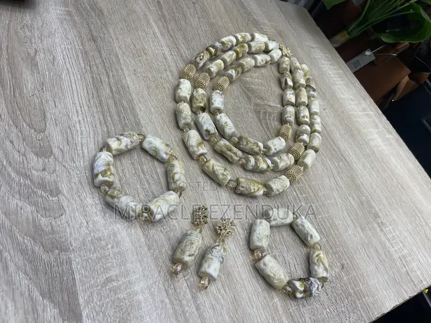 Luxury Traditional Coral Beads, Bridal Handfans & Isiagwu Sets - 1