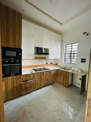 4-Bedroom Duplex don haya a Ikota Villa, Lekki