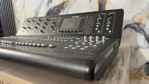 Midas M32 Live Digital Audio Console