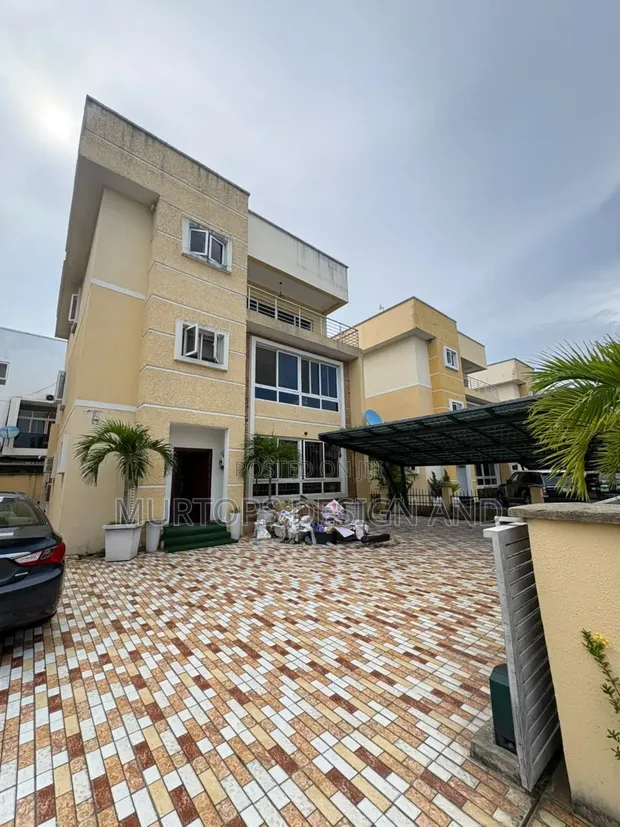 6-Bedroom Duplex for Rent in Lekki Phase 1 - 1