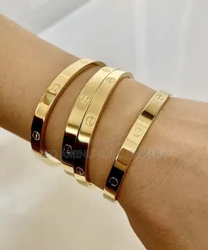 Sarkara 18Karat Miyar Hannu - Sabuwa