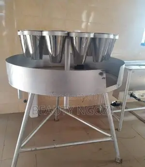 Chicken Killing Cone Machine (12 Cones)
