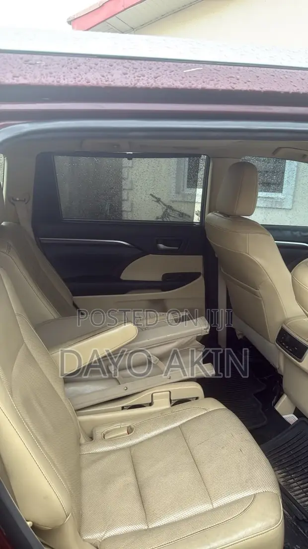 2015 Toyota Highlander Burgundy - 1