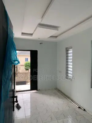 Gidan haya mai dakuna 2 a Alhaji Ede, Isheri / Egbe Idimu