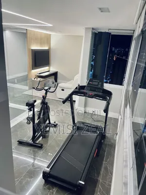 Supermax Pro 2.5HP Treadmill Mai 15% Incline, Bluetooth & 150KG Spinning Bike