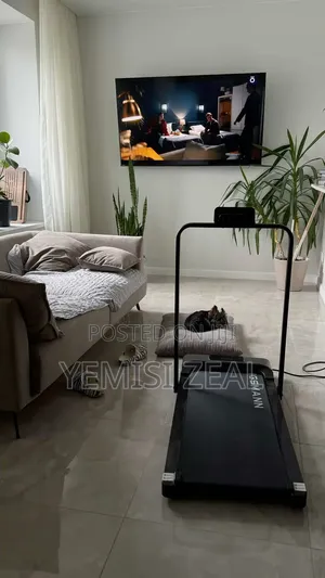 2HP V-Fit Walking Pad Treadmill (Sabon Hannu)