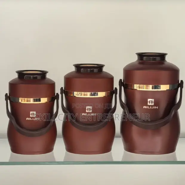 Ailijin 2L Premium Insulated Food Flask - 1
