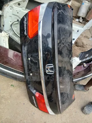 Bakin Baya Na Honda Accord (2013-2017) Mai Amfani