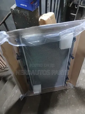 Sabon Radiator na Honda Accord (2003-2007)