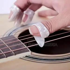 4pcs Multi-Color Guitar Finger Picks Set