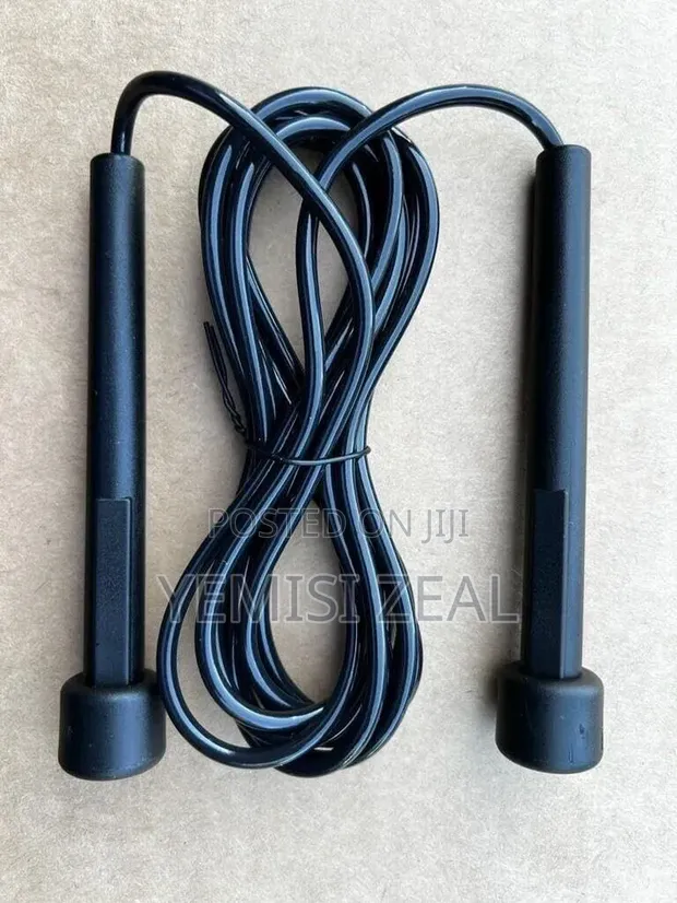 Supermax Pro Adjustable Skipping Rope with Digital Counter - 1