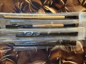 Bobbi Brown Angled Eyebrow Brush